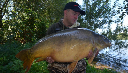 A 38 lb 4 oz carp from Laroussi, Roy van Goor, Sep 2014