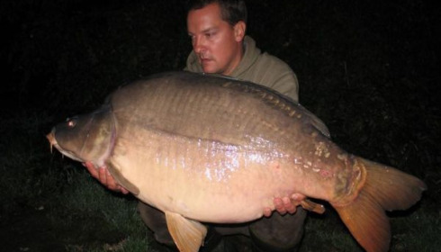 A carp from Laroussi, Gary Hague Party, Oct 2009
