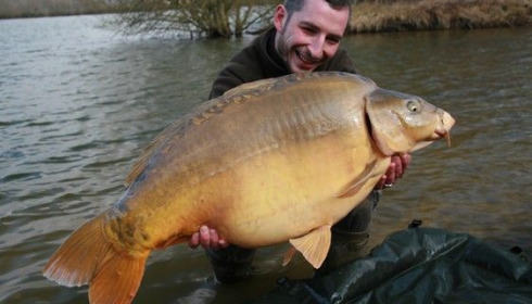 A 48 lb carp from Laroussi, Mar 2010