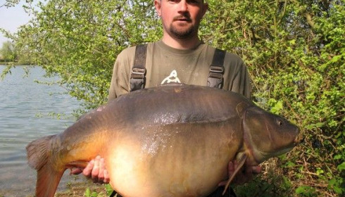 A 50 lb 8 oz carp from Laroussi, Apr 2009