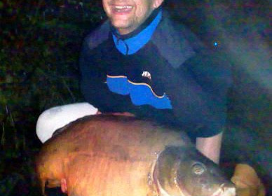 A 70 lb 2 oz carp from Laroussi, The new Laroussi lake record !, Apr 2008