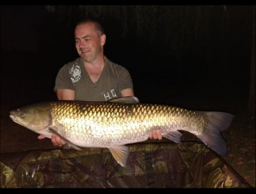 A 33 lb 13 oz carp from Laroussi, Cliff Marston, Sep 2019