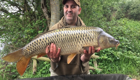 A 25 lb carp from Laroussi, Darren Gaunt, Apr 2018