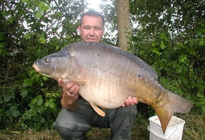 A 40 lb 2 oz carp from Laroussi, Jun 2007