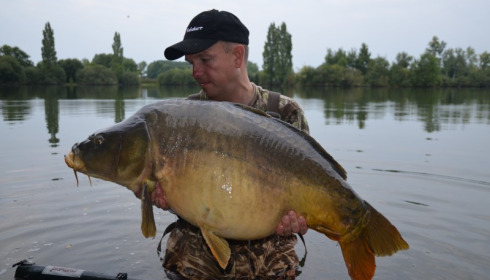 A 40 lb 5 oz carp from Laroussi, Roy van Goor, Sep 2014