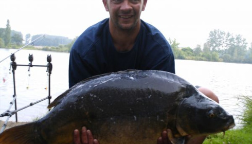 A 48 lb carp from Laroussi, PB !, May 2007