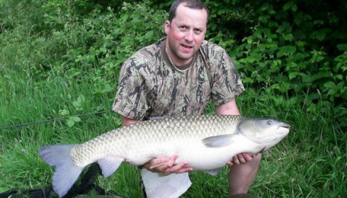A 42 lb carp from Laroussi, May 2008