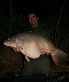A 39 lb 6 oz carp from Laroussi, Nov 2007