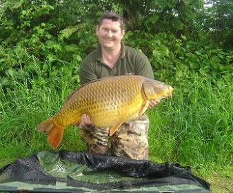 A 30 lb 1 oz carp from Laroussi, May 2008