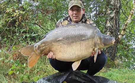 A 51 lb 14 oz carp from Laroussi, Aug 2008