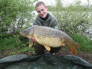 A 27 lb 8 oz carp from Laroussi, Totally unknown virgin common, Apr 2007