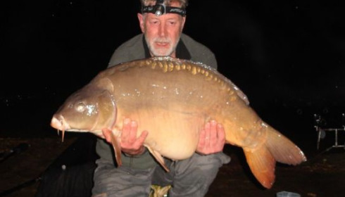 A 44 lb 8 oz carp from Laroussi, Mar 2009