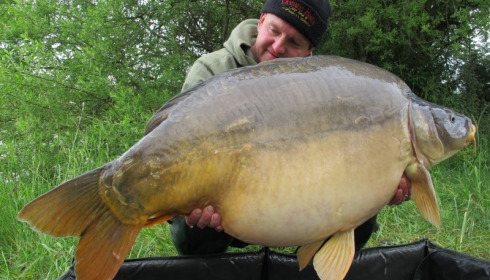 A 62 lb carp from Laroussi, Roy Van Goor, May 2013