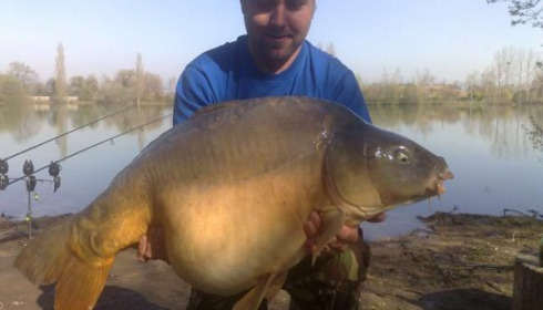 A 49 lb carp from Laroussi, Apr 2008