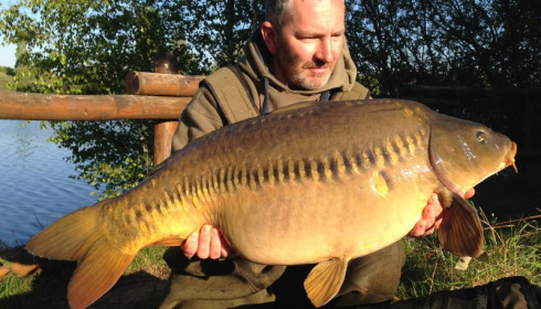 A 35 lb 2 oz carp from Laroussi, Paddy Ramsden With the Zip Linear, Apr 2014