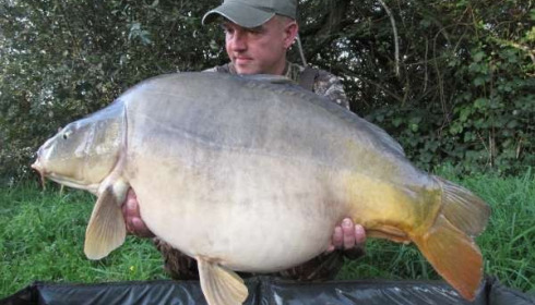 A 39 lb 2 oz carp from Laroussi, Roy Van Goor, Sep 2011