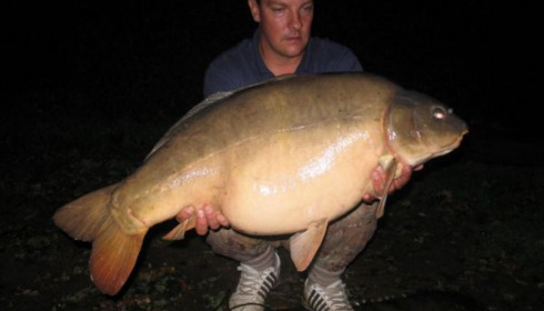 A carp from Laroussi, Gary Hague Party, Oct 2009