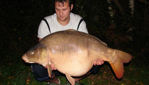 A 38 lb carp from Laroussi, Oct 2006