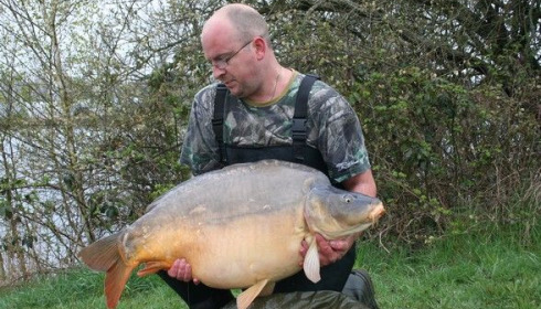 A 52 lb 8 oz carp from Laroussi, Apr 2009