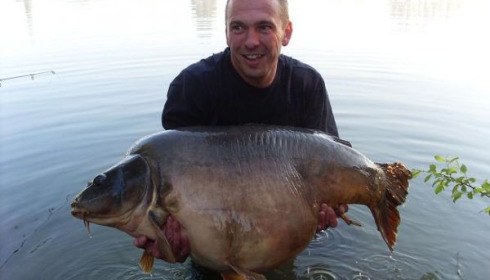 A 69 lb 2 oz carp from Laroussi, Waouhh ! , May 2008