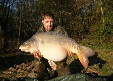 A 48 lb 1 oz carp from Laroussi, Apr 2008