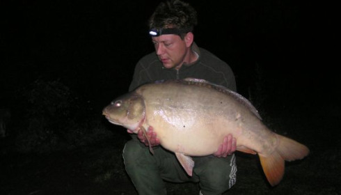 A 34 lb carp from Laroussi, Oct 2006
