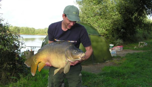 A 33 lb 12 oz carp from Laroussi, Oct 2006