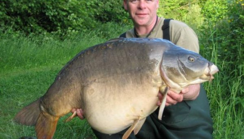 A 46 lb 12 oz carp from Laroussi, May 2008