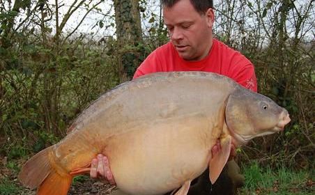 A 46 lb carp from Laroussi, Mar 2008