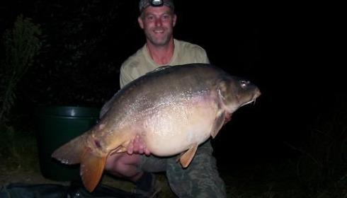 A 45 lb carp from Laroussi, Aug 2007