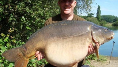 A 54 lb 9 oz carp from Laroussi, Paul Mersh, May 2011