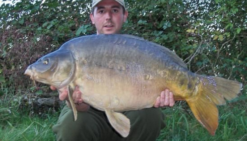 A 44 lb carp from Laroussi, Aug 2008