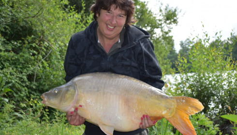 A 33 lb carp from Lepinet North, Joop hoegee, Jul 2021