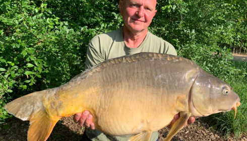 A 34 lb carp from Lepinet North, rick jankowicz, Jun 2021