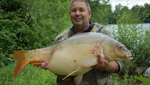 A 44 lb carp from Lepinet North, Joop hoegee, Jul 2021