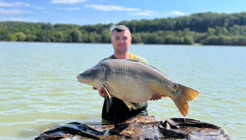 A 40 lb carp from Lepinet North, Dalton Bleakley, Sep 2022