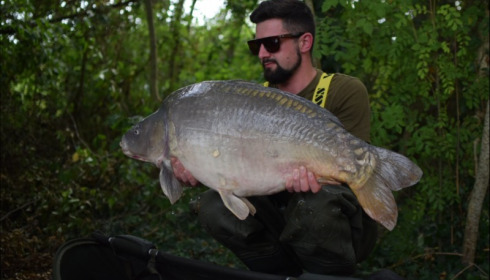 A 34 lb 6 oz carp from Lepinet North, Nicholas Lowe, Aug 2019