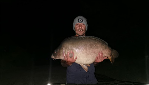 A 46 lb carp from Lepinet North, Adrian Fullwell, Aug 2019
