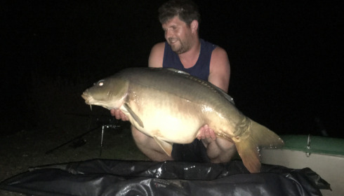 A 44 lb carp from Lepinet North, dimitri franchet, Jun 2021
