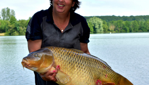 A 37 lb carp from Lepinet North, Joop hoegee, Jul 2021