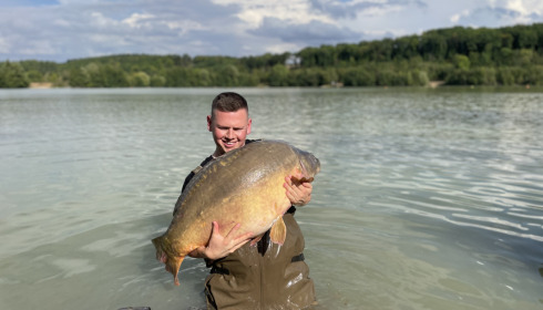 A 57 lb 5 oz carp from Lepinet North, Chris Rigby, Sep 2022