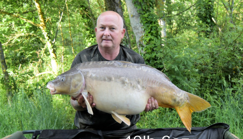 A 40 lb 6 oz carp from Lepinet North, David Bewsey, May 2023