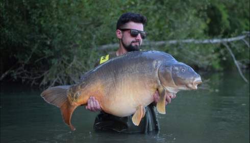 A 53 lb 4 oz carp from Lepinet North, Nicholas Lowe, Aug 2019