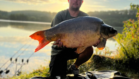 A 30 lb carp from Lepinet North, Dalton Bleakley, Sep 2022