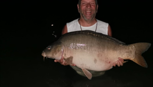 A 44 lb carp from Lepinet North, Peter Catlow, Aug 2019