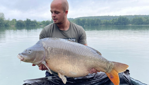 A 46 lb carp from Lepinet North, Sep 2021