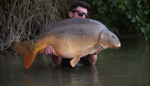 A 42 lb 12 oz carp from Lepinet North, Nicholas Lowe, Aug 2019