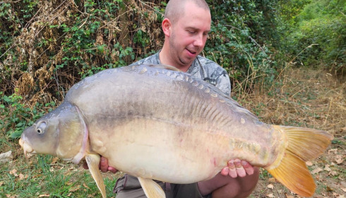 A 42 lb carp from Lepinet South, Ashley Halford, Aug 2022