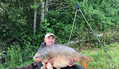 A 44 lb carp from Lepinet South, antonny dauzy, Jun 2021