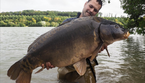 A 61 lb carp from Lepinet South, Additional Stocking, Oct 2019
